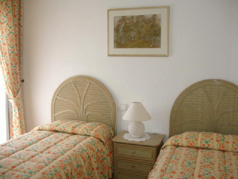 bedroom_small